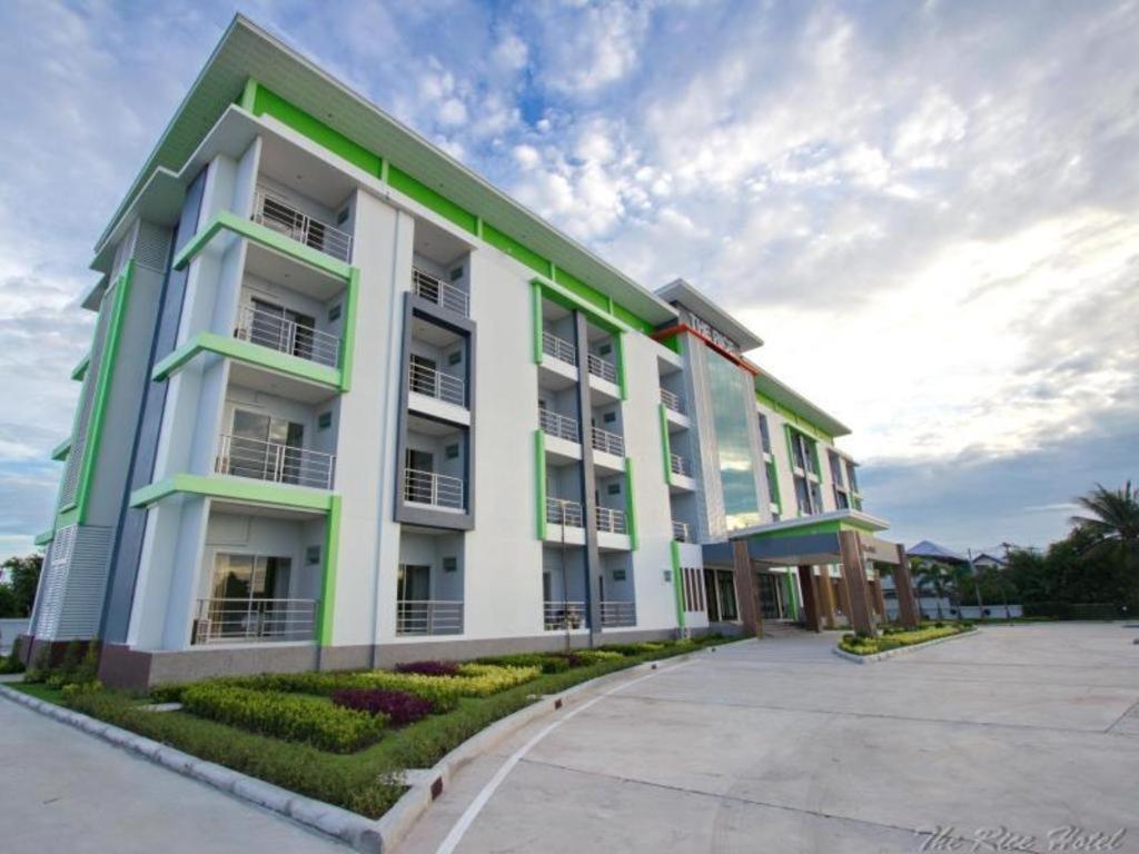 The Rice Hotel Roi Et Luaran gambar