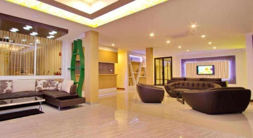 The Rice Hotel Roi Et Luaran gambar