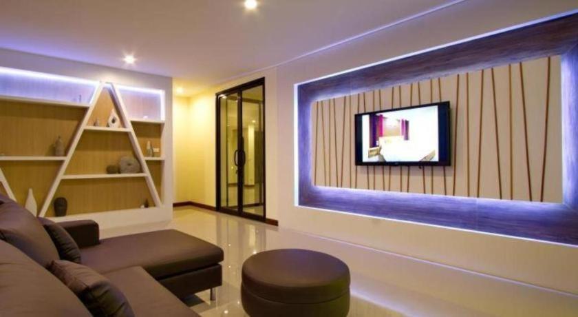 The Rice Hotel Roi Et Luaran gambar