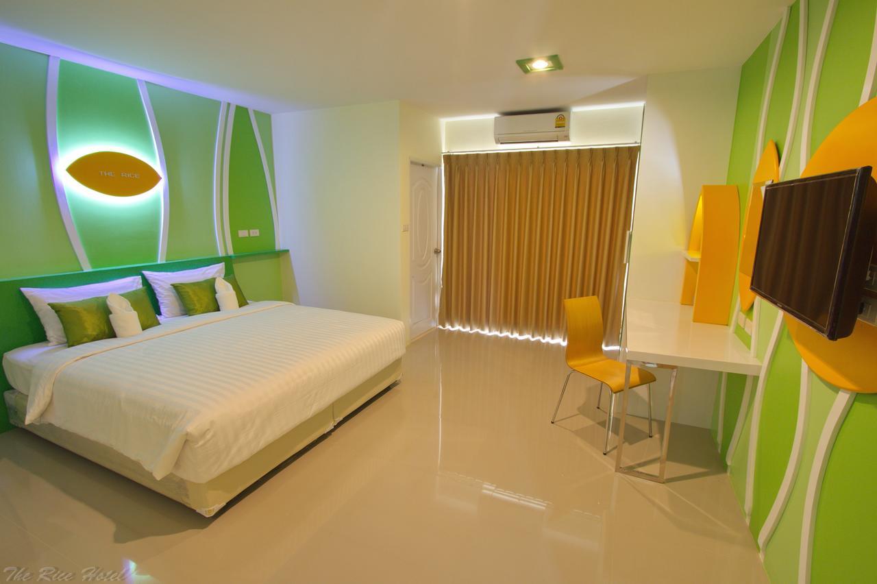 The Rice Hotel Roi Et Luaran gambar